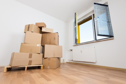 Secure storage unit for removals and storage in Blackfriars
