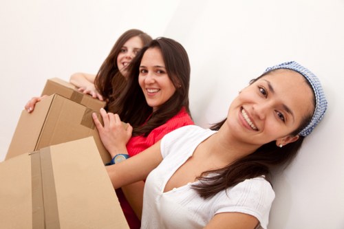 Illustration of a customer submitting a complaint form for storage services